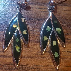 4/$20 | Dangling black drop earrings with green shell shards